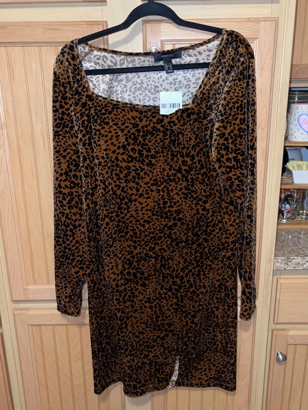 Women’s forever 21 leopard dress new with tags size 2X